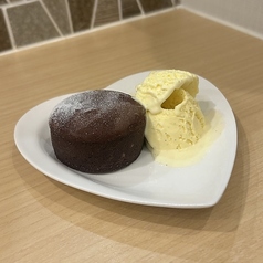 フォンダンショコラ アイス添え