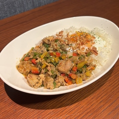 トロたまガパオライス