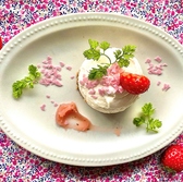 桜色のレアチーズケーキ（季節により変わります）