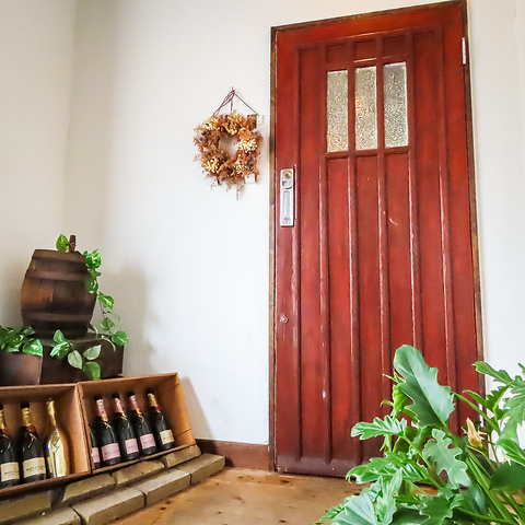 Wine & Kitchen Tre ���C���A���h�L�b�`�� �g��