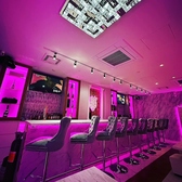 ブソン食堂の2階にはラグジュアリーなVIPルームが有ります♪おひとり様4400円(税込)で2時間飲み放題!各種ウイスキー、焼酎、ビール、ソフトドリンクを取り揃えておりカラオケは歌い放題です◎4名様~25名様まで対応させて頂いております。ブソン食堂を一次会後の二次会などで使ってみてはいかがですか♪