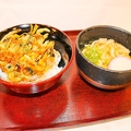 料理メニュー写真&nbsp;旬野菜かき揚げ丼とおうどん