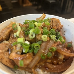 どて味噌の鶏親子丼