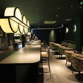 大人たちの隠れ家空間。料理、お酒、会話など是非、お楽しみください。