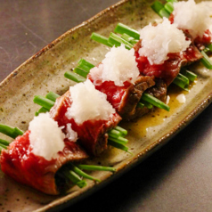 黒毛和牛の藁たたき