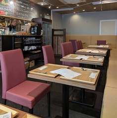 着席最大32名立食50名様までご案内可能です