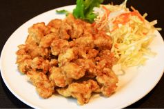 若鶏唐揚げ　・　鶏軟骨唐揚げ　・　ナスの肉詰め天ぷら