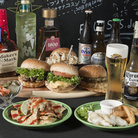 バーガーはもちろんお酒も豊富