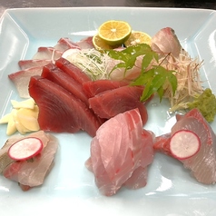 刺身盛り合わせ