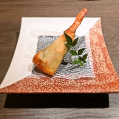 海老とチーズの紫蘇春巻き