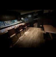 落ち着いた店内