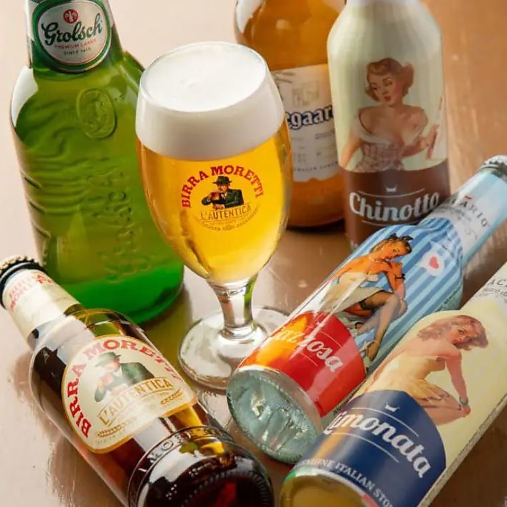 飲み放題コースは生ビールや150種類のカクテルが楽しめて内容充実！