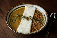 ２種の合いがけカレー