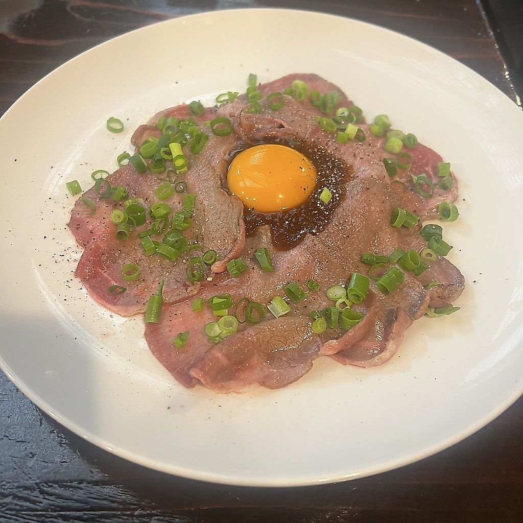 手羽先と肉料理が旨い居酒屋