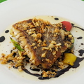 料理メニュー写真 天然魚のポワレ　ガーリックバルサミコソース