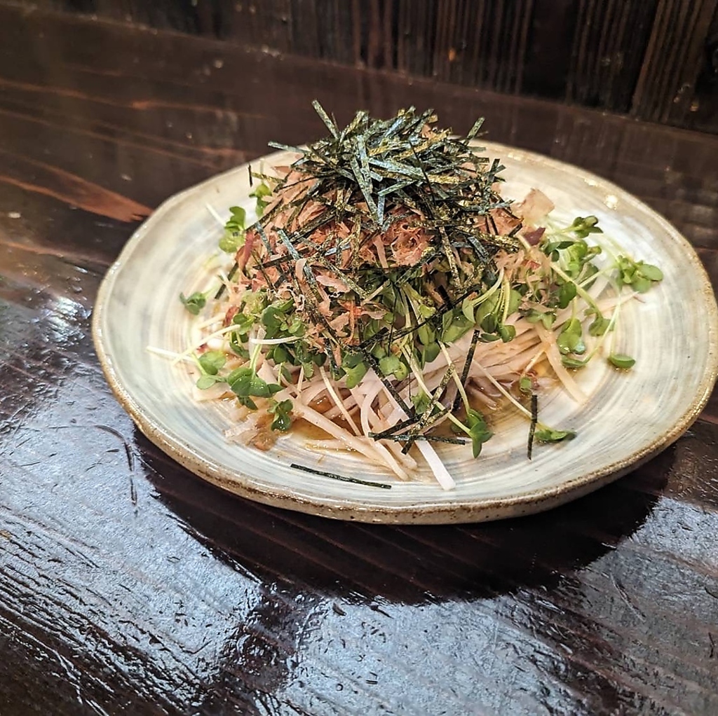 手羽先と肉料理が旨い居酒屋