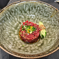 馬肉ユッケ