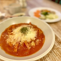 ベーコンと玉ねぎのアマトリチャーナ