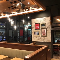 TGIフライデーズ 有明ガーデン店の雰囲気3