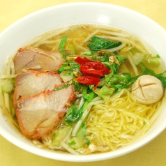 特製玉子麺、チャーシュー・豚団子入り（鶏ガラスープ）