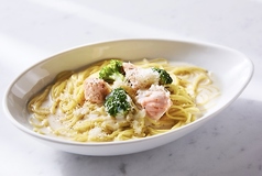 サーモンとブロッコリーのチーズクリーム