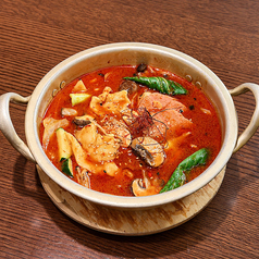 旨辛スープ×もちもちスジェビ！ホランイ特製韓国式麻辣湯