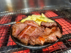 各地の名物鶏料理が楽しめるお店です◎