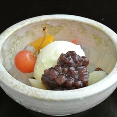 クリームあんみつ