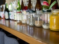 1人でも気軽に利用できるカウンター席。ちょっと飲みたいなという気分の時にも入りやすいです。