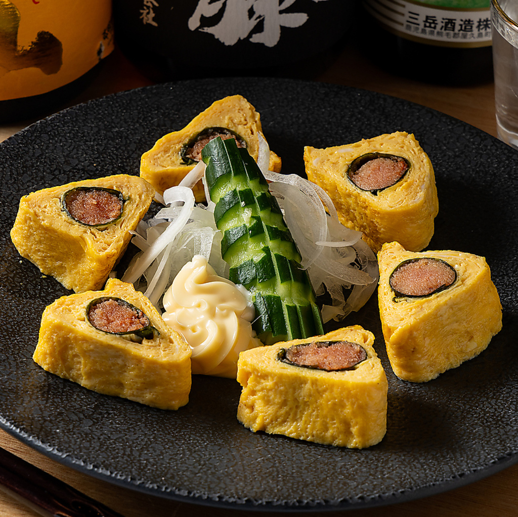 博多明太だし巻き。たっぷり贅沢に明太子を詰め込みました。