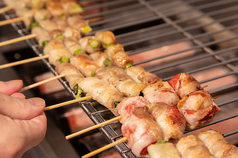 ★おまかせ串盛り5本(名物大山鶏入り）