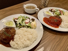 ランチ限定！！ハンバーグプレート♪