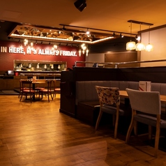 TGIフライデーズ イクスピアリ店の雰囲気1