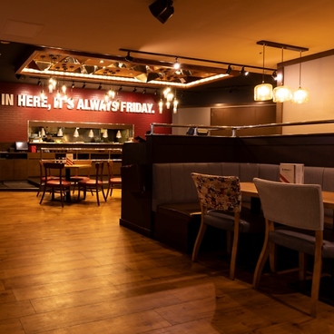 TGIフライデーズ イクスピアリ店の雰囲気1