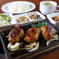 時期によって変わる「日替わりランチ」もあります！