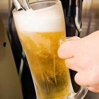 豊富な餃子の種類とドリンクでサク飲みも◎