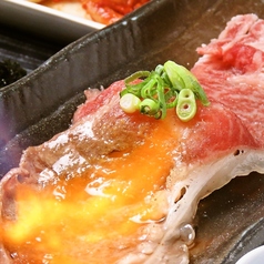 至高の逸品 サーロインの炙り肉寿司の写真
