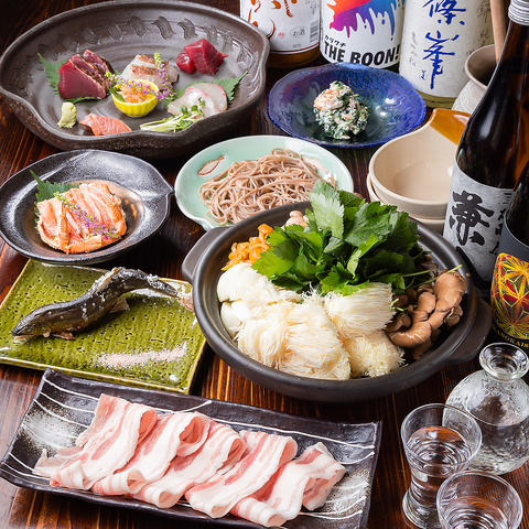 木を基調とした空間◎新鮮な魚介類と美味しいお酒を心ゆくまでご堪能いただけます♪