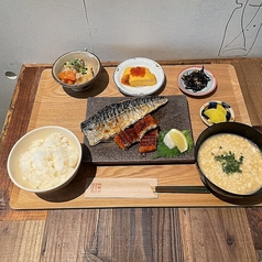 炉端ダイニング ウグイスのおすすめランチ1