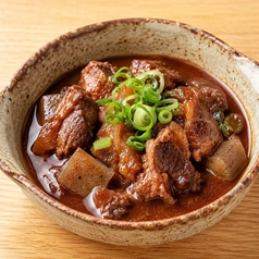 牛すじの赤味噌煮込み