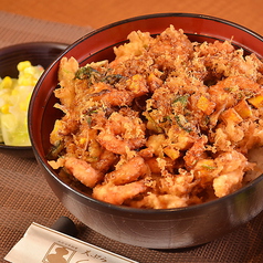 《特製かき揚げ丼》2000円（税込）の写真