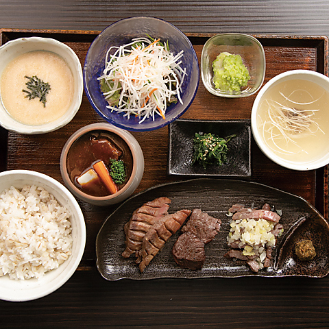 牛タンと和牛焼き 青葉苑 阪急うめだ本店(茶屋町・中崎町・中津/焼肉・ホルモン)＜ネット予約可＞ | ホットペッパーグルメ