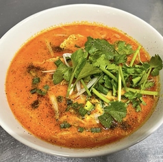 ダナン風 鶏肉カレーフォー