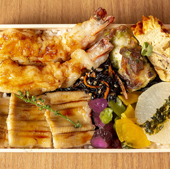 煮穴子と海老天弁当