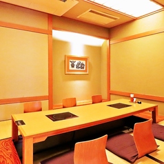 落ち着いた和の空間。顔合わせや結納にもご利用されています。