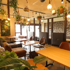 1Place cafe Fluffies 名東店の雰囲気1