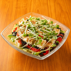釜揚げしらすと豆腐サラダ