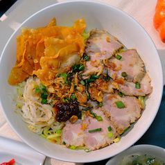 ダナン風混ぜワンタン麺