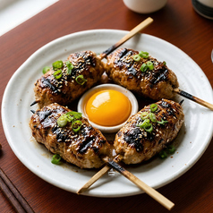 鶏つくね卵黄添え