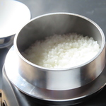 長野産コシヒカリ「銀シャリ」をご用意！甘くてほど良い弾力のお米です♪お肉とともにご賞味ください